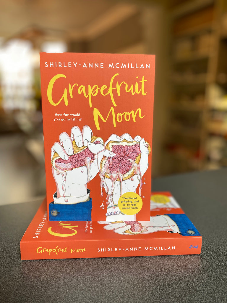 Grapefruit Moon, Shirley McMillan ( paperback August 2023)