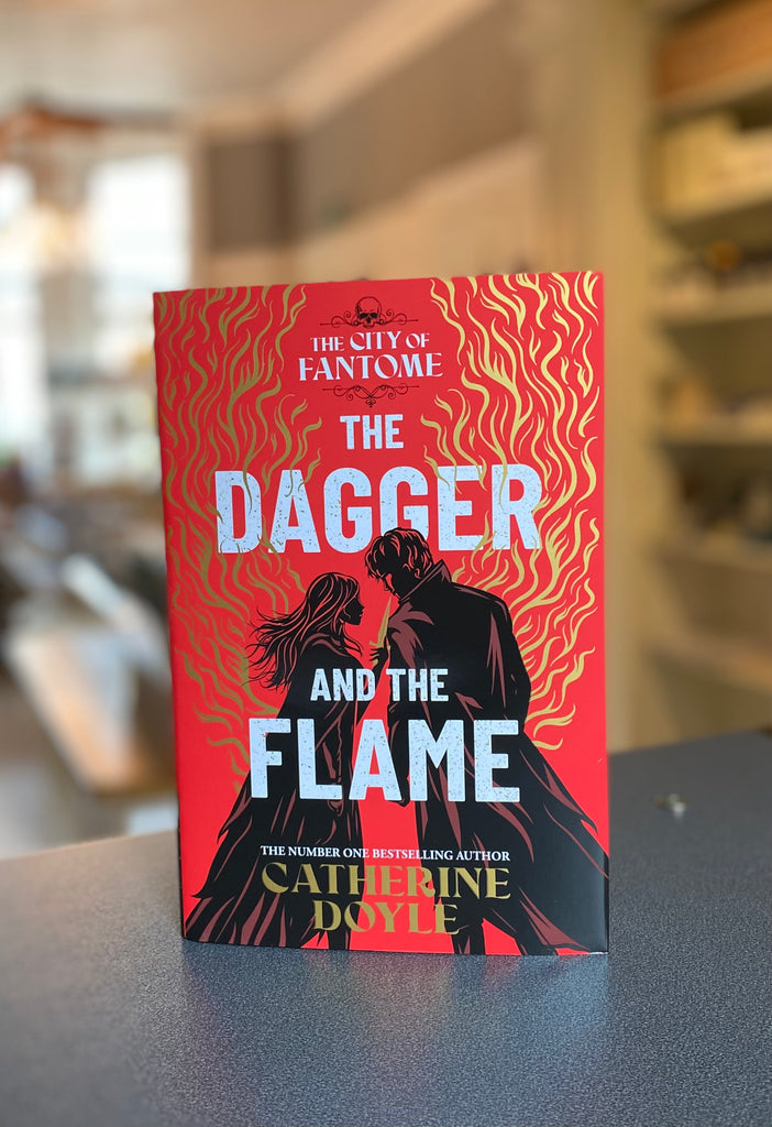 The Dagger and the Flame, Catherine Doyle ( hardback Oct 2024)