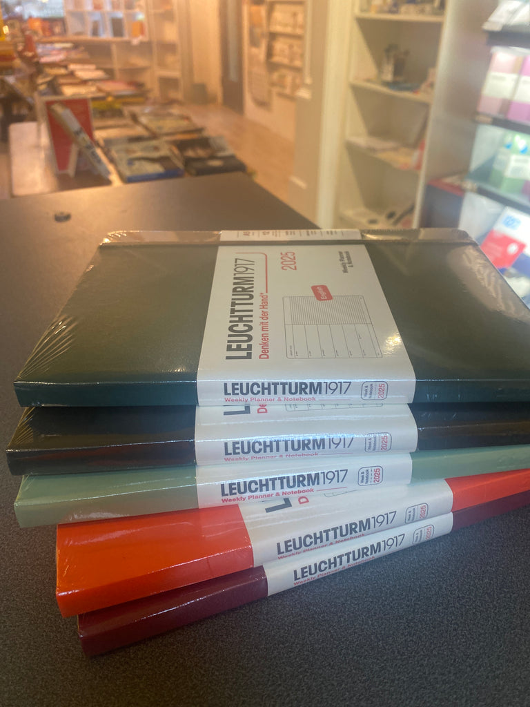 Leuchtturm (LT) 2025 Diary Medium Hardback, Week and Notes to View