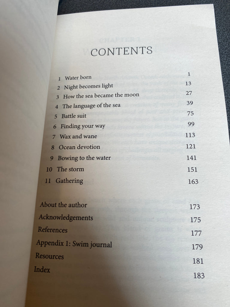 Night Swimming : How to swim through the darkness by Al Mennie ( paperback August 2025)