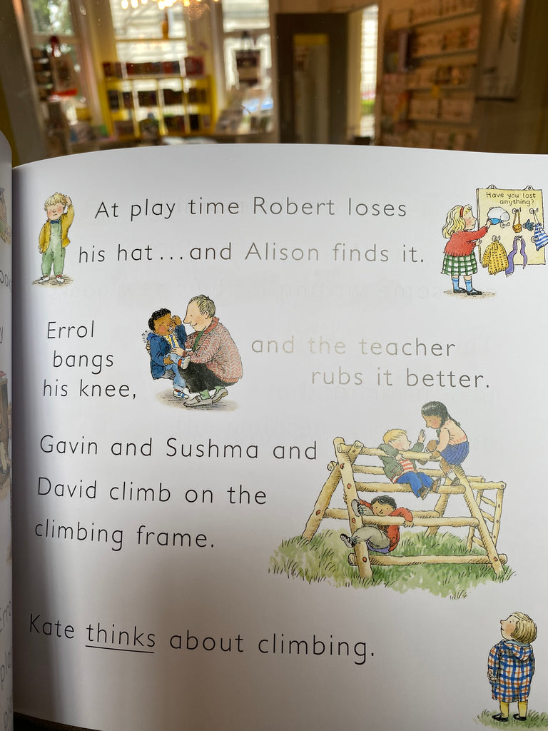 Starting School, Janet and Allan Ahlberg ( paperback, 2013)