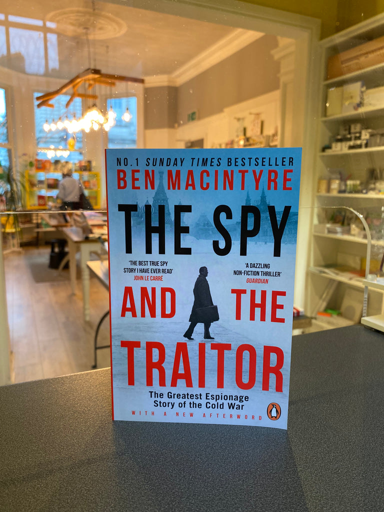 The Spy and The Traitor, Ben Macintyre ( paperback 2019)