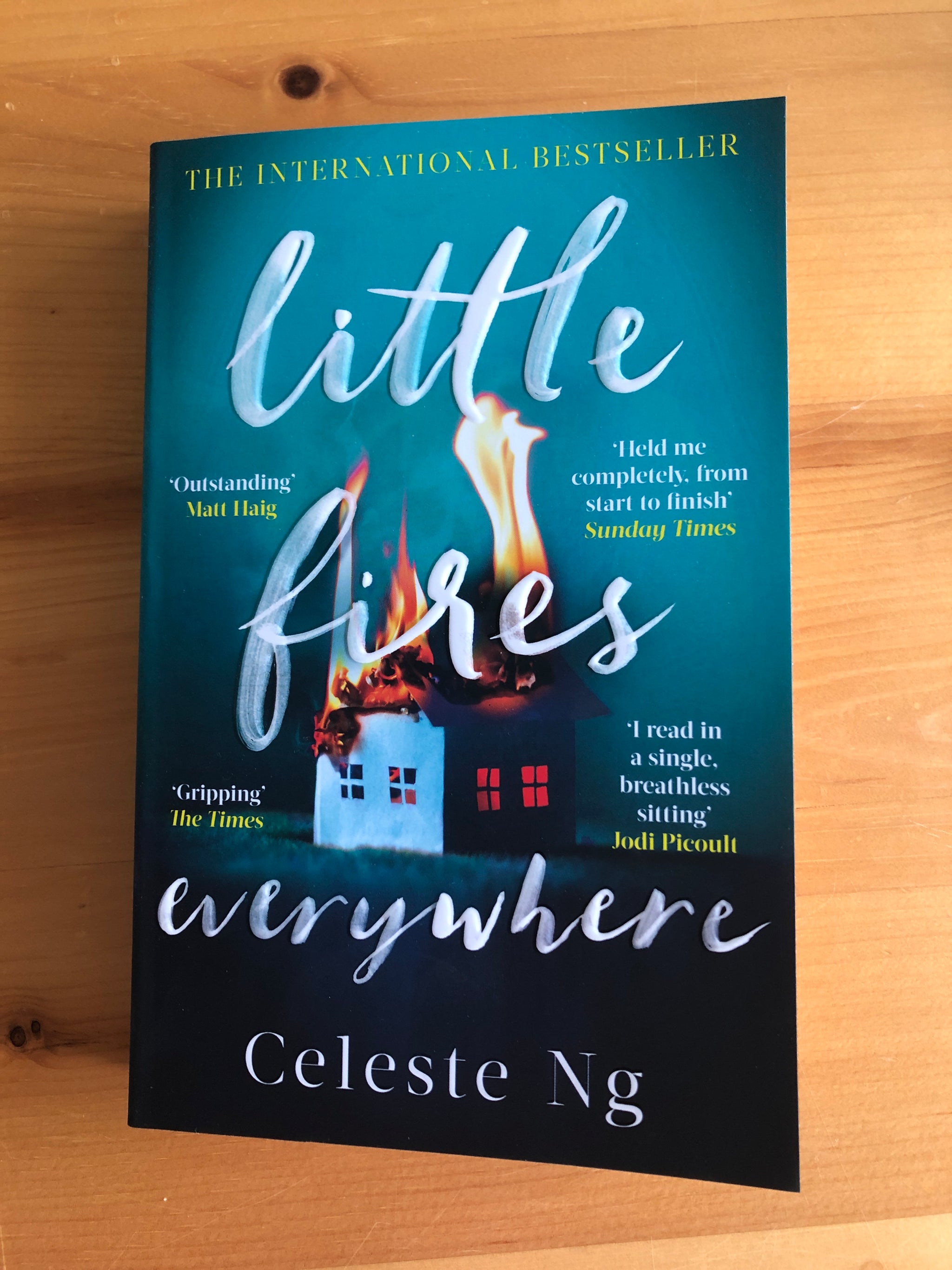Little Fires Everywhere, by Celeste Ng paperback) – Books Paper